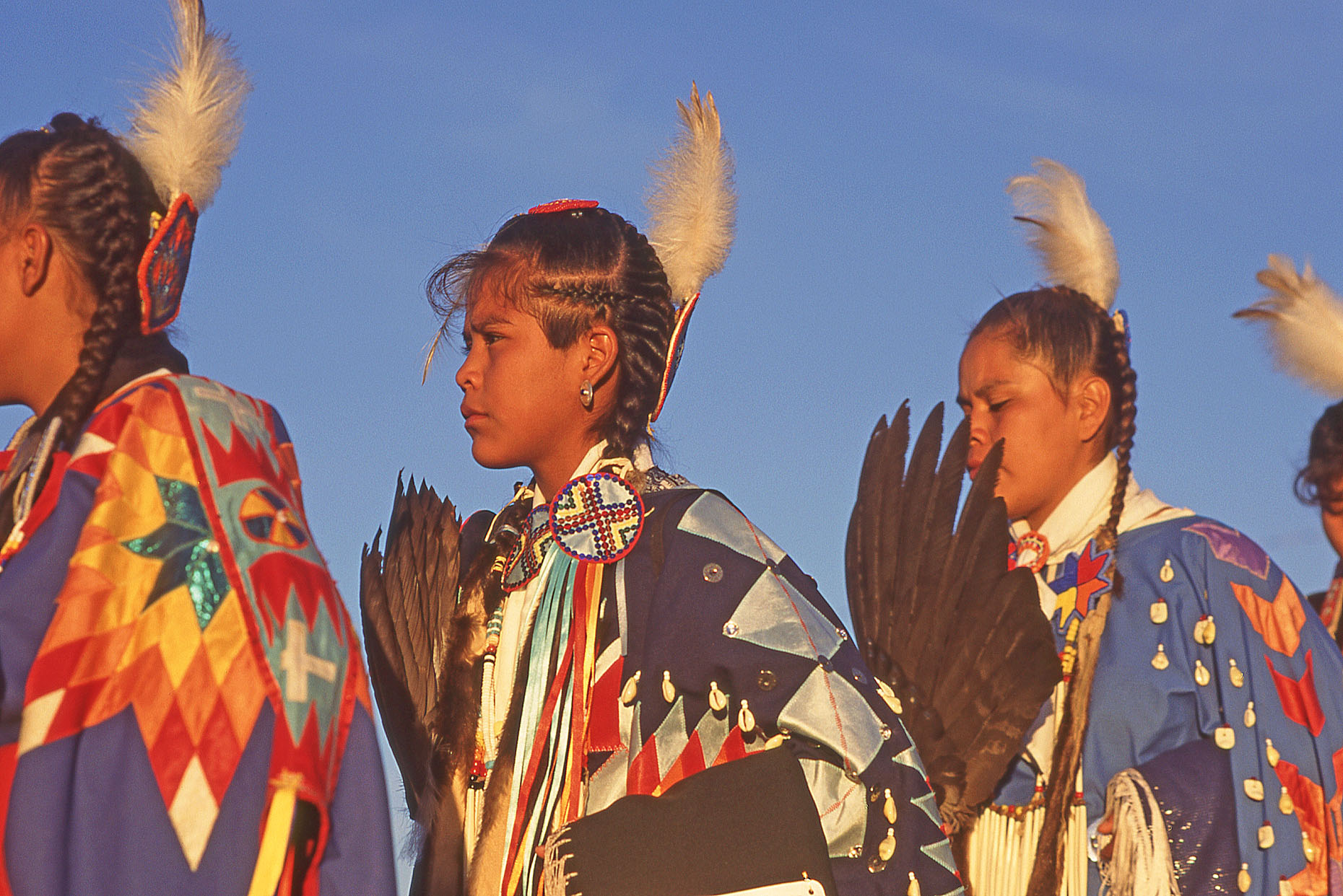 Pow Wow Shawl dancers, John Annerino, Native American dance